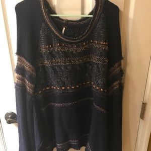 FREE PEOPLE NAVY SWEATER